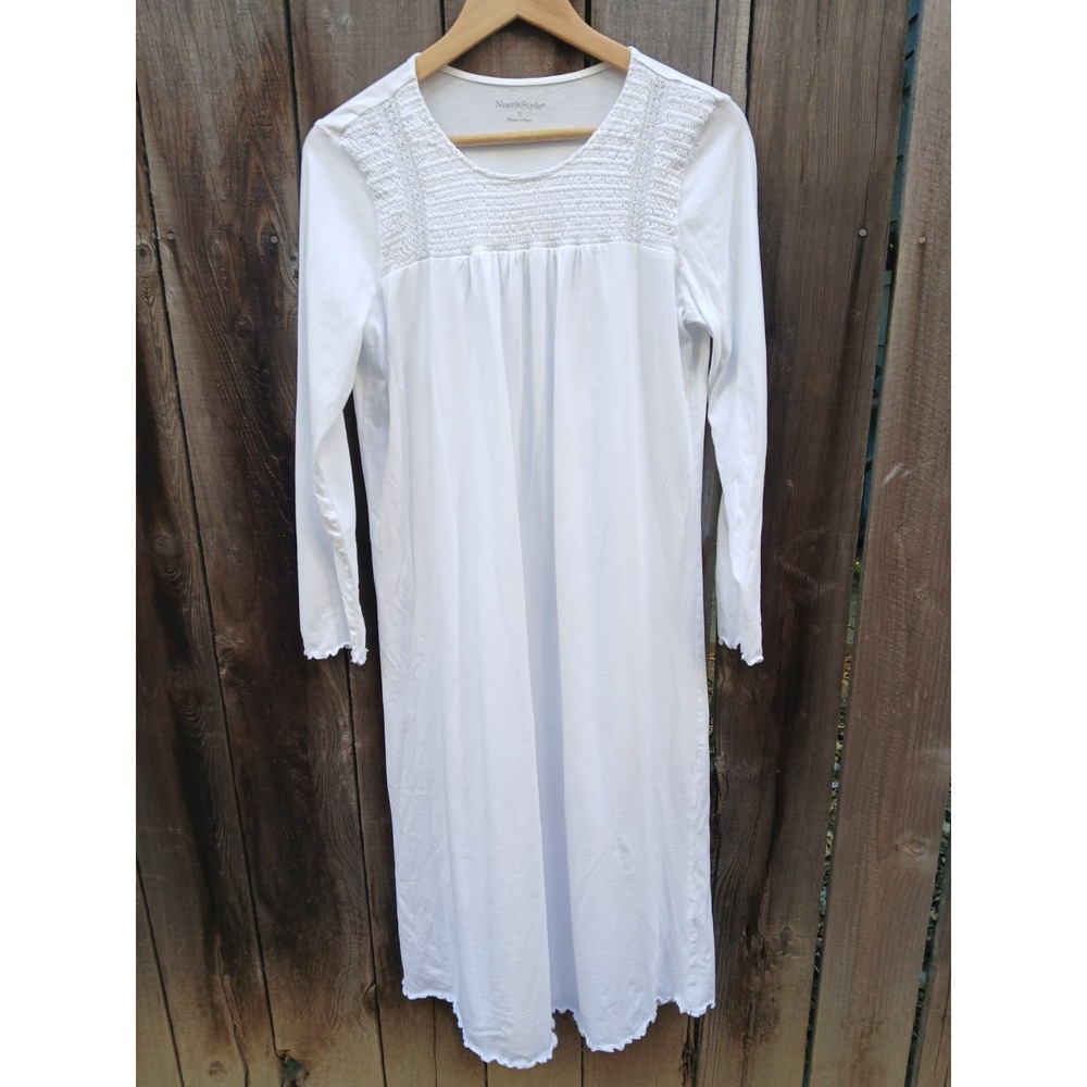 North Style Smocked Victorian Style Peru Cotton White Nightgown S